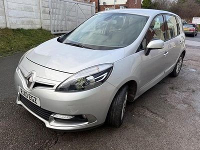 Used 2013 Renault Scénic III Dynamique | £2,500 (Good price)