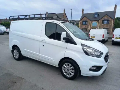 Used Ford Transit Custom Limited 130 HP (95 kW) 2020 White Van