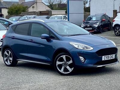 Used Ford Fiesta Active 100 HP (73 kW) 2019 Blue Hatchback
