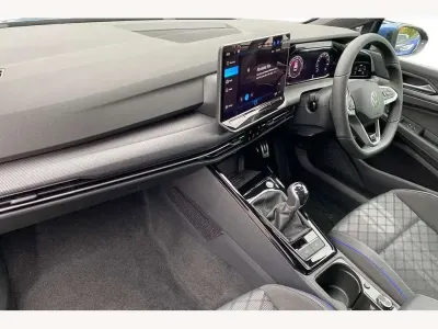Used VW Golf VIII R-line 150 HP (110 kW) 2025 Blue Hatchback