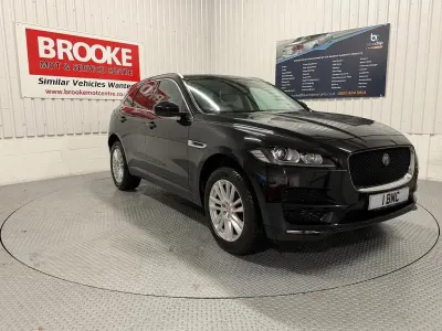 Used Jaguar F-Pace Portfolio 240 HP (176 kW) 2017 Black SUV