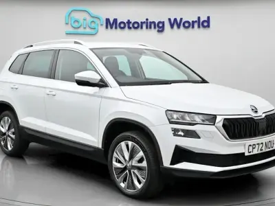 Używany Skoda Karoq SE L 150 KM (110 kW) 2023 Biały SUV