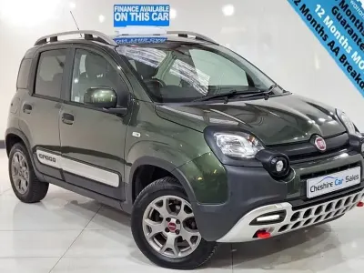 Used Fiat Panda Cross Cross 90 HP (66 kW) 2015 Green Hatchback