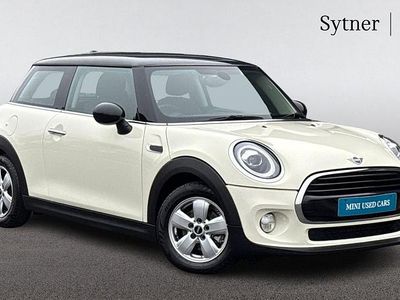 Used Mini Cooper Classic 134 HP (98 kW) 2019 White Hatchback