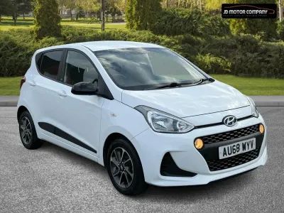 Used Hyundai i10 GO! 67 HP (49 kW) 2018 White Hatchback
