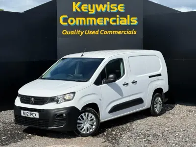 Usado Peugeot Partner 2021 Branco Monovolume