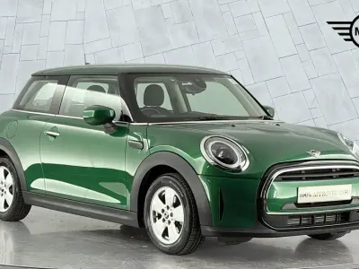 Used Mini Cooper Classic 134 HP (98 kW) 2023 Green Hatchback