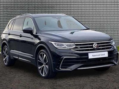 Used 2025 VW Tiguan Allspace SUV | £31,726 (A bit pricey)