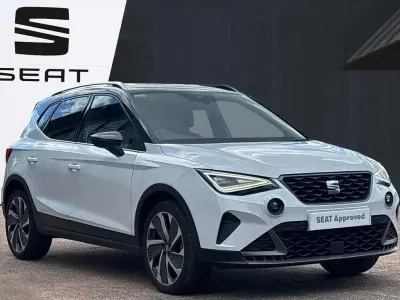 Used Seat Arona FR 108 HP (79 kW) 2023 White SUV