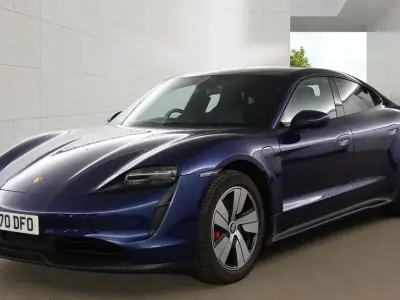 Used Porsche Taycan Performance Package 419 kW (571 HP) 2020 Sedan