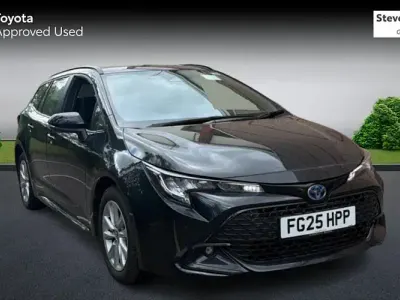 Usado Toyota Corolla 140 HP (102 kW) 2026 Carrinha