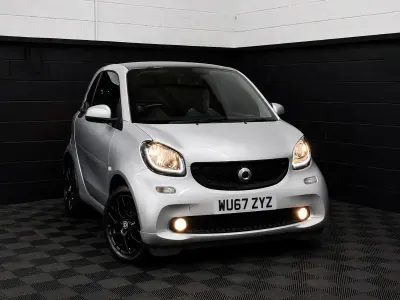 Used Smart ForTwo Coupé Premium 71 HP (52 kW) 2017 Silver Coupe