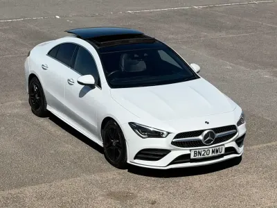 Usado Mercedes CLA180 AMG Line Premium Plus 136 HP (100 kW) 2020 Branco Sedan