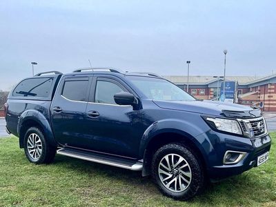 Black Used 2016 Nissan Navara Tekna Pickup | £9,450 (Fair price)
