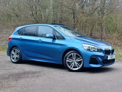 Begagnad BMW 225
