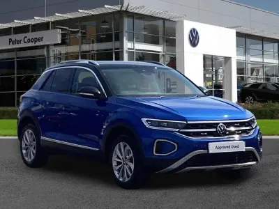 Usado VW T-Roc Style 150 HP (110 kW) 2022 Azul SUV