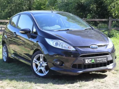 Używany Ford Fiesta Zetec 95 KM (69 kW) 2012 Czarny Hatchback