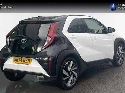 Used Toyota Aygo X 72 HP (52 kW) 2024 White SUV