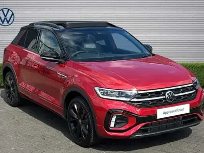 Novo VW T-Roc 150 HP (110 kW) 2025 SUV