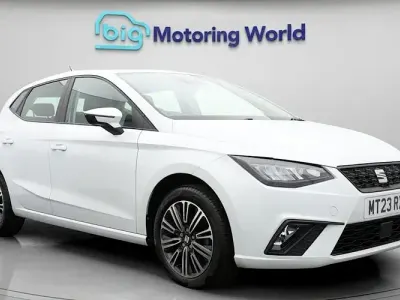 Used Seat Ibiza SE Technology 95 HP (69 kW) 2023 White Hatchback