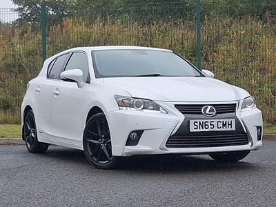 Lexus CT200h