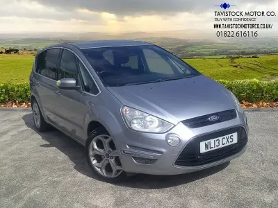 Usado Ford S-MAX Titanium 163 CV (119 kW) 2013 Plateado Monovolumen