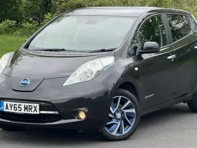 Used Nissan Leaf Acenta 80 kW (109 HP) 2015 Black Hatchback