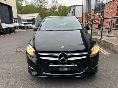 Usado Mercedes B200 2017 Preto Monovolume