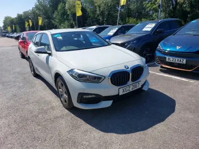 Used BMW 118 Comfort Edition 136 HP (100 kW) 2022 White Hatchback