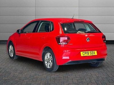Begagnad VW Polo SE 95 HK (69 kW) 2019 Röd Halvkombi