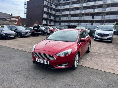Used Ford Focus Titanium X 125 HP (91 kW) 2017 Red Hatchback