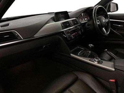 Used BMW 320 M Sport 181 HP (133 kW) 2018 Grey Estate