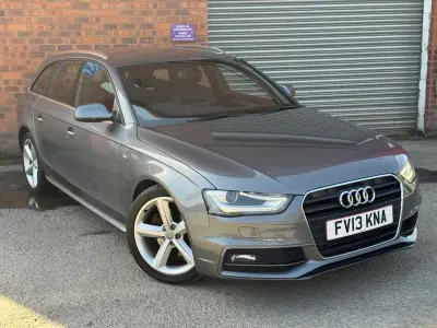 Usado Audi A4 S-Line 143 HP (105 kW) 2013 Cinzento Carrinha