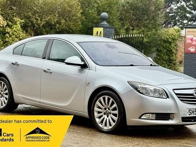 Used Vauxhall Insignia Elite 140 HP (102 kW) 2009 Silver Hatchback