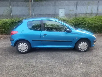 Used Peugeot 206 68 HP (50 kW) 2002 Blue Hatchback