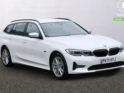 Used BMW 330e Comfort Edition 292 HP (214 kW) 2022 White Estate