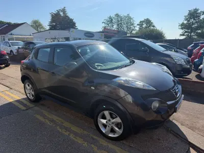 Used Nissan Juke Visia 110 HP (80 kW) 2013 Orange SUV