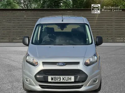 Used Ford Grand Tourneo Connect Zetec 100 HP (73 kW) 2019 Silver MPV