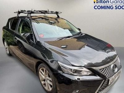 Lexus CT200h