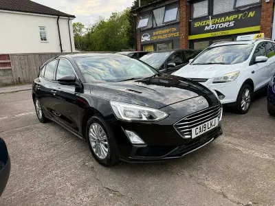 Used Ford Focus Titanium 125 HP (91 kW) 2019 Black Hatchback
