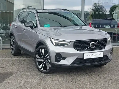 New Volvo XC40 Ultra 197 HP (144 kW) 2025 Silver SUV