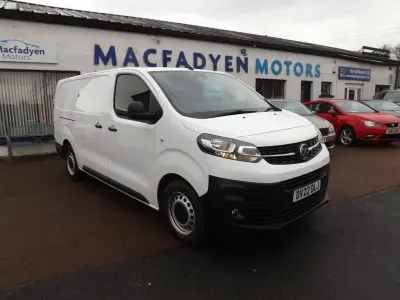 Gebraucht Vauxhall Vivaro S 100 PS (73 kW) 2022 Weiß Van / Kleinbus
