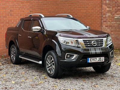 Black Used 2017 Nissan Navara Tekna Pickup | £14,495 (A bit pricey)