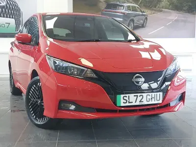 Usado Nissan Leaf N-Connecta 159 kW (217 HP) 2022 Vermelho Citadino