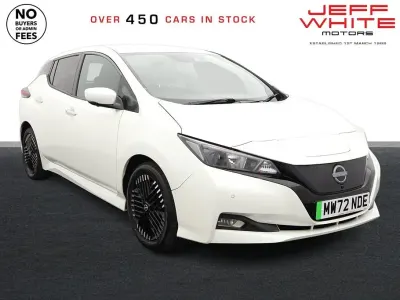 Used Nissan Leaf N-Connecta 110 kW (150 HP) 2022 White Hatchback