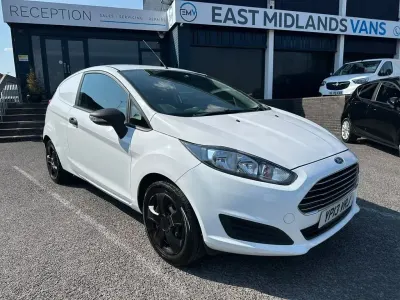 Used Ford Fiesta 75 HP (55 kW) 2013 White Van