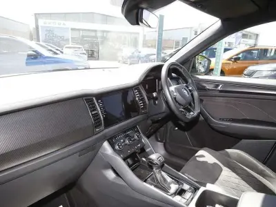 Used Skoda Kodiaq SportLine 150 HP (110 kW) 2022 Brilliant silver metallic SUV