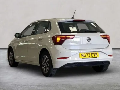 Używany VW Polo S 80 KM (58 kW) 2023 Szary Hatchback