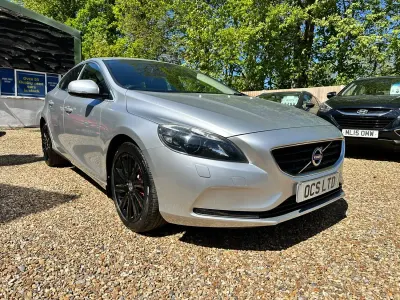 Usado Volvo V40 SE Lux 2013 Prateado Citadino