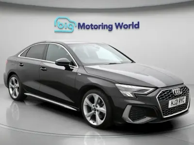 Używany Audi A3 S-Line 109 KM (80 kW) 2021 Czarny Sedan/Limuzyna